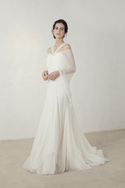 La novia 2018 de Cortana es una mujer hedonista y de espíritu libre sin dejar de ser mediterránea y bohemia