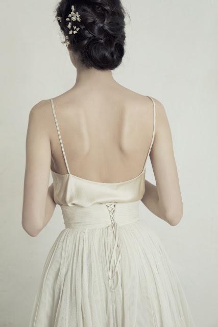 La novia 2018 de Cortana es una mujer hedonista y de espíritu libre sin dejar de ser mediterránea y bohemia