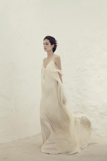 La novia 2018 de Cortana es una mujer hedonista y de espíritu libre sin dejar de ser mediterránea y bohemia