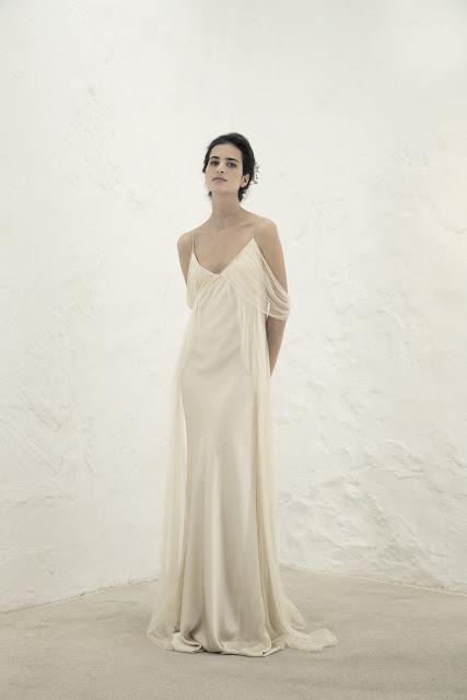 La novia 2018 de Cortana es una mujer hedonista y de espíritu libre sin dejar de ser mediterránea y bohemia