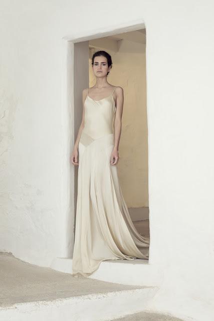 La novia 2018 de Cortana es una mujer hedonista y de espíritu libre sin dejar de ser mediterránea y bohemia