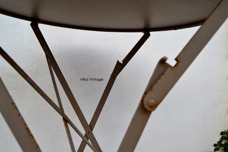 ANTES Y DESPUÉS DE UNA MESA DE HIERRO