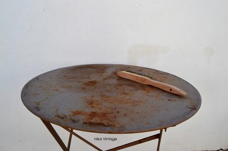 ANTES Y DESPUÉS DE UNA MESA DE HIERRO