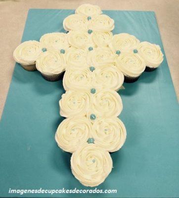 decoracion de cupcakes para bautizo figuras