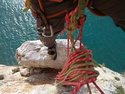 Via Chani a la Falconera (130mt, V )Garraf