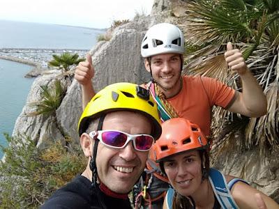 Via Chani a la Falconera (130mt, V )Garraf