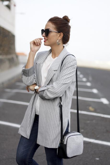 Rayas diplomáticas para un toque formal