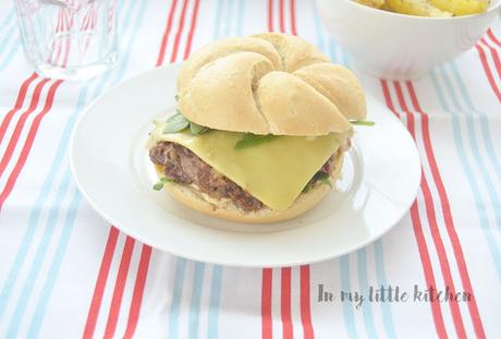 Burger bull de rabo de toro- Cooking the chef (Dani Garcia) Burger bull de rabo de toro- Cooking the chef (Dani Garcia)