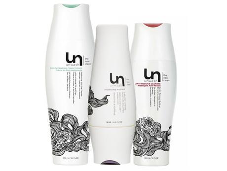 Eliminando los Residuos Acumulados en el Cabello con Unwash