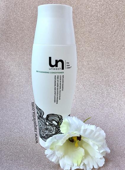 Eliminando los Residuos Acumulados en el Cabello con Unwash