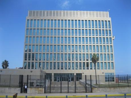 CRISIS DIPLOMÁTICA: EE.UU retira su personal diplomático en La Habana CRISIS DIPLOMÁTICA: EE.UU retira su personal diplomático en La Habana