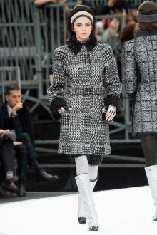 CHANEL SEMANA DE LA MODA OTOÑO-INVIERNO 2017-2018 A PARIS