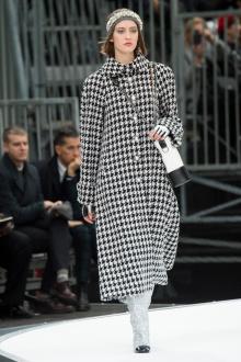 CHANEL SEMANA DE LA MODA OTOÑO-INVIERNO 2017-2018 A PARIS CHANEL SEMANA DE LA MODA OTOÑO-INVIERNO 2017-2018 A PARIS