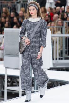 CHANEL SEMANA DE LA MODA OTOÑO-INVIERNO 2017-2018 A PARIS CHANEL SEMANA DE LA MODA OTOÑO-INVIERNO 2017-2018 A PARIS