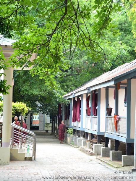Mandalay, Pagodas, Monasterios y un Puente de Teca