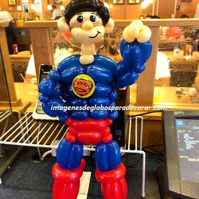 arreglos de fiestas con globos superman