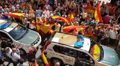 Cataluña, contra viento y marea, y su referéndum artesanal.