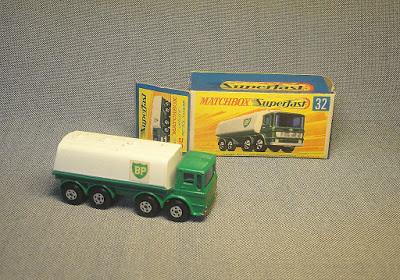 Camión Leyland cisterna