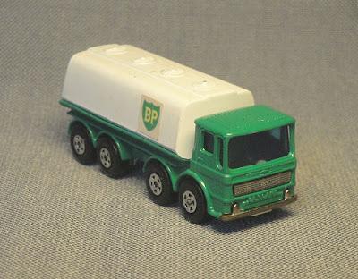 Camión Leyland cisterna