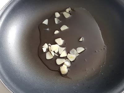 POCHAS CON CHORIZO POCHAS CON CHORIZO