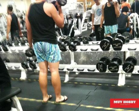 Desastres graciosos que hace la gente en el gimnacio ¡no lo hagas!