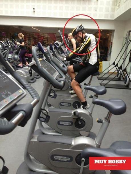 Desastres graciosos que hace la gente en el gimnacio ¡no lo hagas!