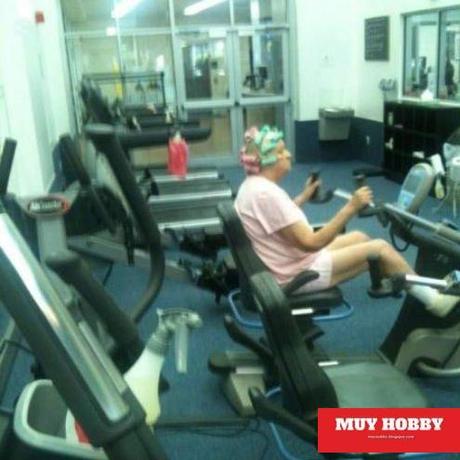 Desastres graciosos que hace la gente en el gimnacio ¡no lo hagas!