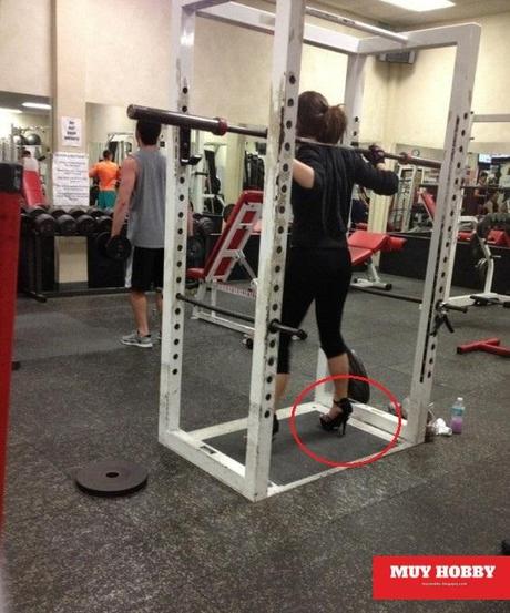 Desastres graciosos que hace la gente en el gimnacio ¡no lo hagas!