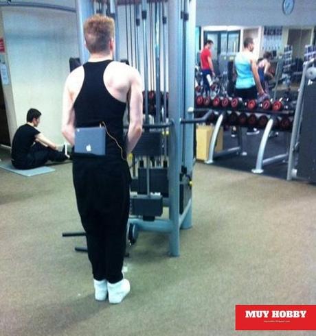 Desastres graciosos que hace la gente en el gimnacio ¡no lo hagas!