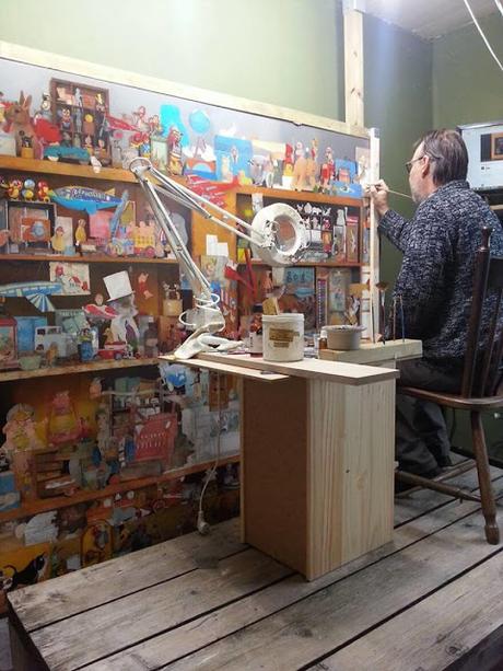 Un Hombre pasó dos años y medio pintando este increible cuadro de 2x2 metros Un Hombre pasó dos años y medio pintando este increible cuadro de 2x2 metros