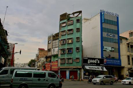 CRÓNICAS DE INDOCHINA: CIUDAD HO CHI MINH (INTRODUCCIÓN AL CAOS)