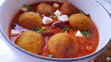 Albóndigas griegas de tomate