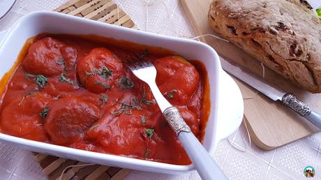 Albóndigas griegas de tomate