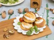 Profiteroles salados rellenos crema pepino