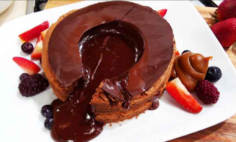 Torta volcán de chocolate circular Torta volcán de chocolate circular