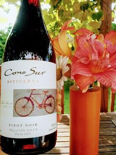 La vuelta al mundo en tres vinos