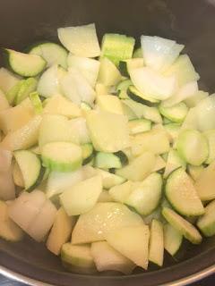 CREMA DE CALABACÍN Y QUESO BRIE