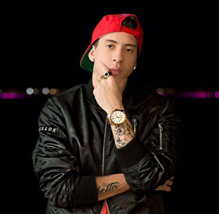 ABNER (@abnerofficial) LE DEDICA SU NUEVO TEMA CÓMO DUELE A #VENEZUELA #Talento