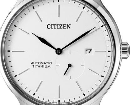 Reloj Citizen Automático modelo NJ0090-81A Supertitanium