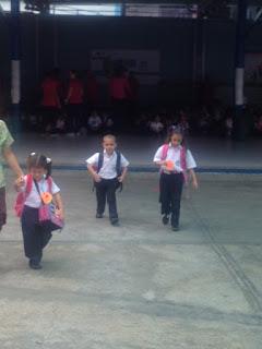 Como sobrevivir cuando dejas o recoges a tus hijos en el colegio