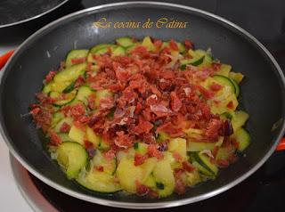 Tortilla de calabacín con jamón ibérico Tortilla de calabacín con jamón ibérico