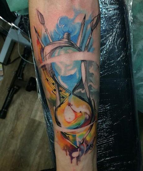 20 ideas de Tatuajes originales de Reloj de Arena 20 ideas de Tatuajes originales de Reloj de Arena