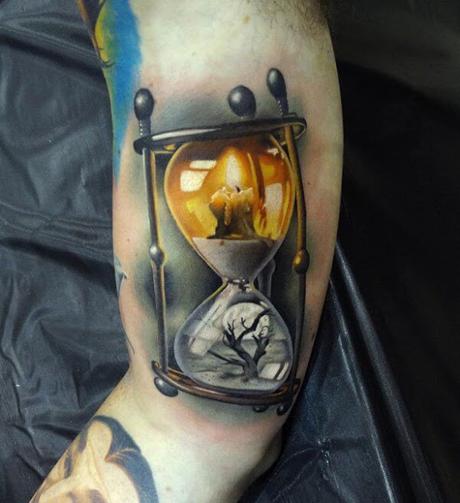 20 ideas de Tatuajes originales de Reloj de Arena 20 ideas de Tatuajes originales de Reloj de Arena