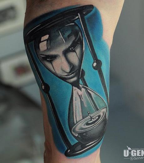 20 ideas de Tatuajes originales de Reloj de Arena 20 ideas de Tatuajes originales de Reloj de Arena
