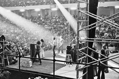 Efemérides del Rock y Heavy Metal: Qué pasó un 01 de Octubre