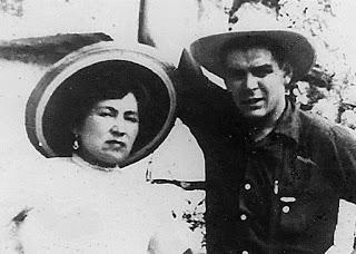 Ernesto y su primera esposa, la peruna Hilda Gadea.