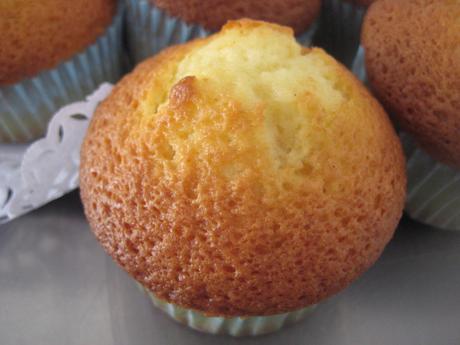 MAGDALENAS DE QUESO Y LIMÓN MAGDALENAS DE QUESO Y LIMÓN