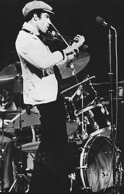 Efemérides del Rock y Heavy Metal: Qué pasó un 08 de Octubre Efemérides del Rock y Heavy Metal: Qué pasó un 08 de Octubre