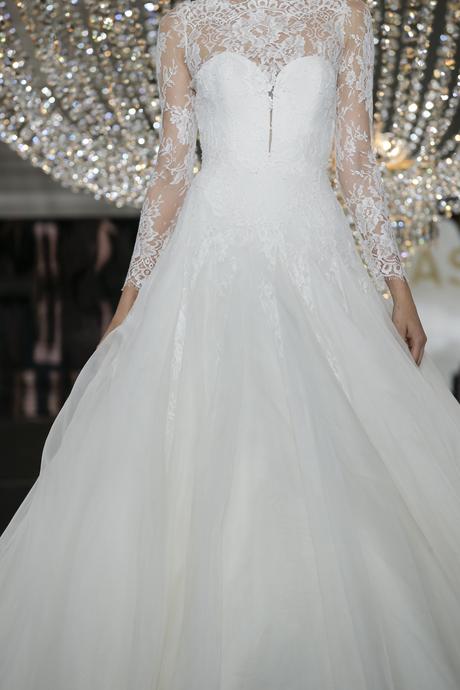 Pronovias presenta las propuestas de Atelier 2018 en la Bridal Week de Nueva York New York BRIDAL FASHION WEEK OCT2017