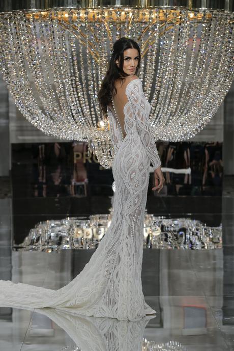 Pronovias presenta las propuestas de Atelier 2018 en la Bridal Week de Nueva York PRONOVIAS ATELIER 2018